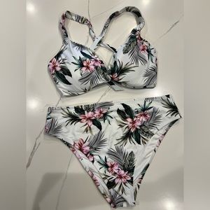 Women’s swimwear